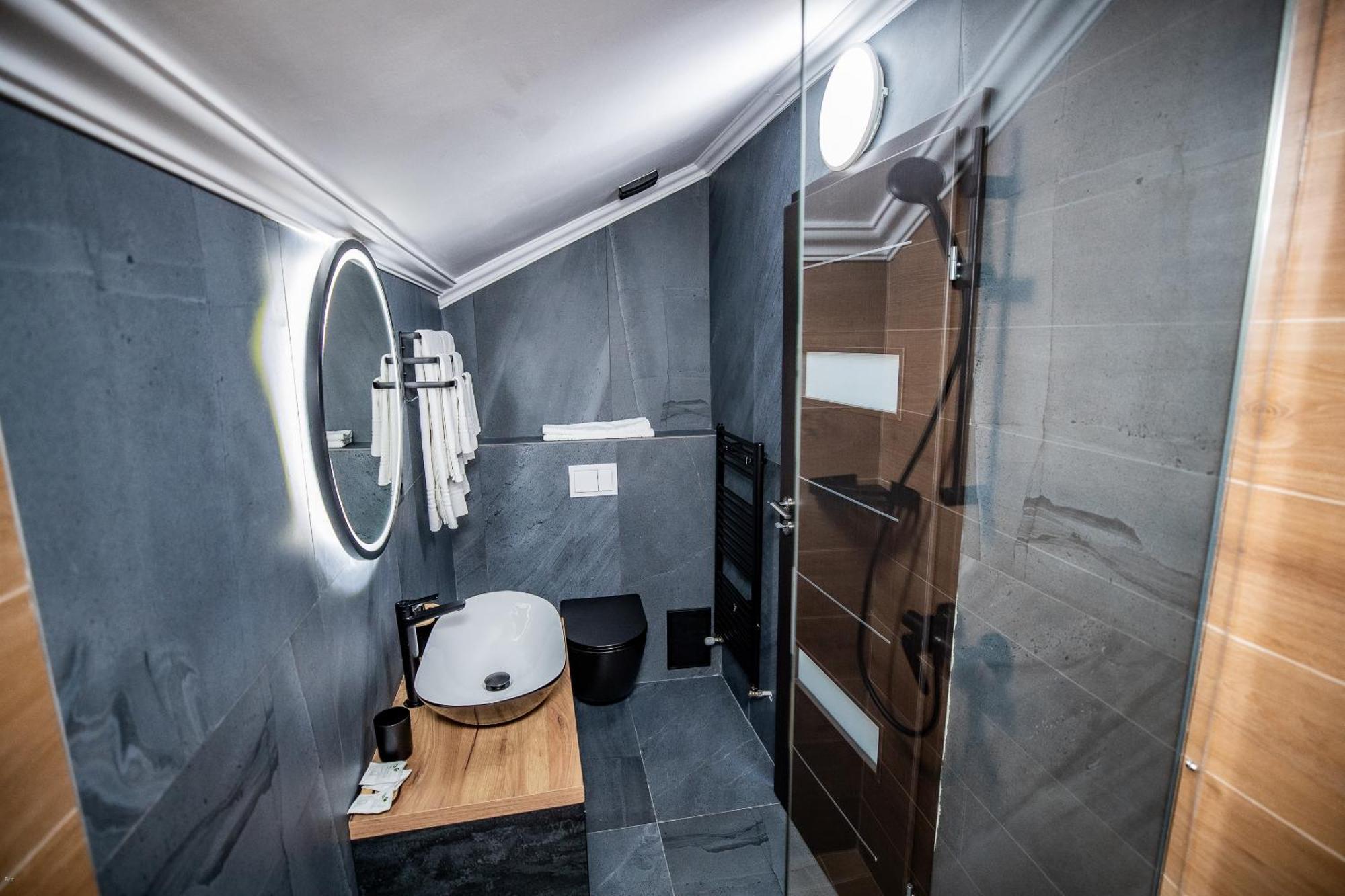 Nelana Hostel Κλουζ-Ναπόκα Εξωτερικό φωτογραφία