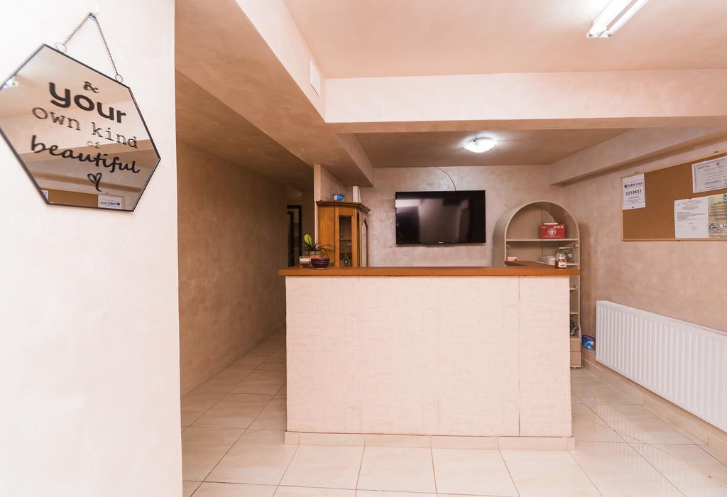 Nelana Hostel Κλουζ-Ναπόκα Εξωτερικό φωτογραφία
